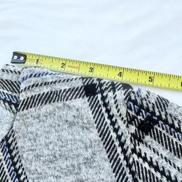 Colori Women’s Sweater Grey And Blue Plaid 3/4 Sleeves Size Small (27” Waist) - Picture 5 of 11
